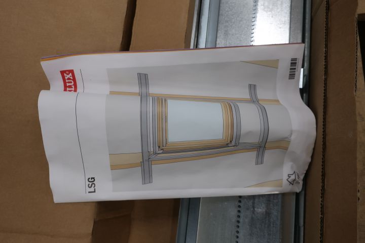 458943-5 Skylight velux lsg 1000 (114cm x 118cm)