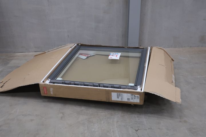 458944-1 Skylight Velux GGU 0070 SK06 (114cm x 118cm)