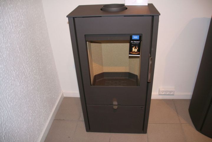 463651-2 Nord 1 by Jydepejsen. Unused wood stove. Factory Warranty. Free shipping in Denmark