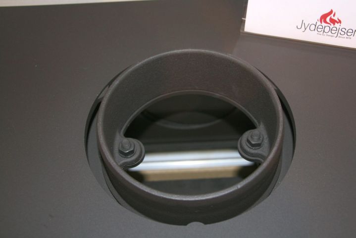 463652-8 Nord 3 from Jydepejsen. Unused stove with factory warranty. Free shipping in Denmark