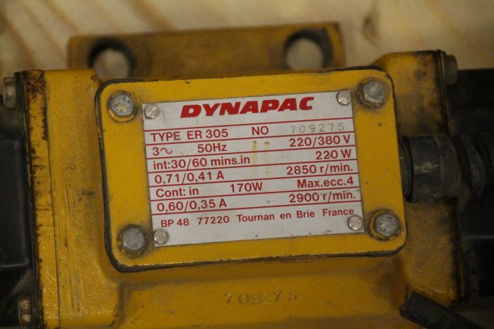 459789-3 Vibrators and machine sets