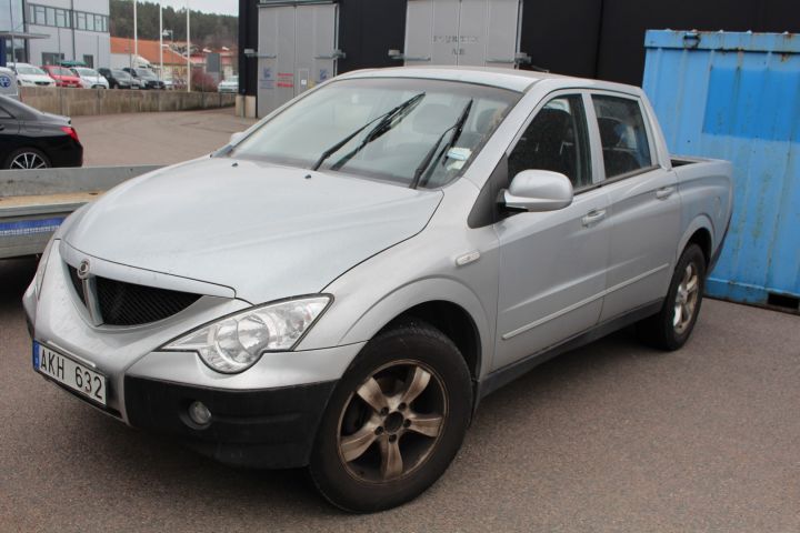 462551-1 Ssangyong Actyon Sport 2.0 XDI 4WD, 141 HP, (262256 km)