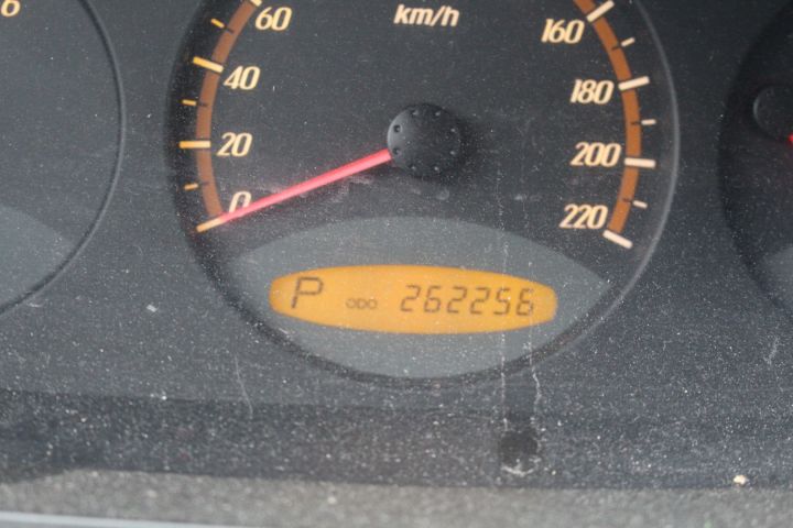 462551-7 Ssangyong Actyon Sport 2.0 XDI 4WD, 141 HP, (262256 km)