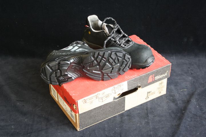 464563-2 Sievi Viper 3 S3 safety shoes (size 36)