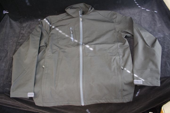 464671-3 Acode softshell jacket size L