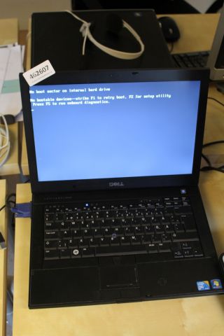 462607-2 Laptop Dell, Latitude E6400