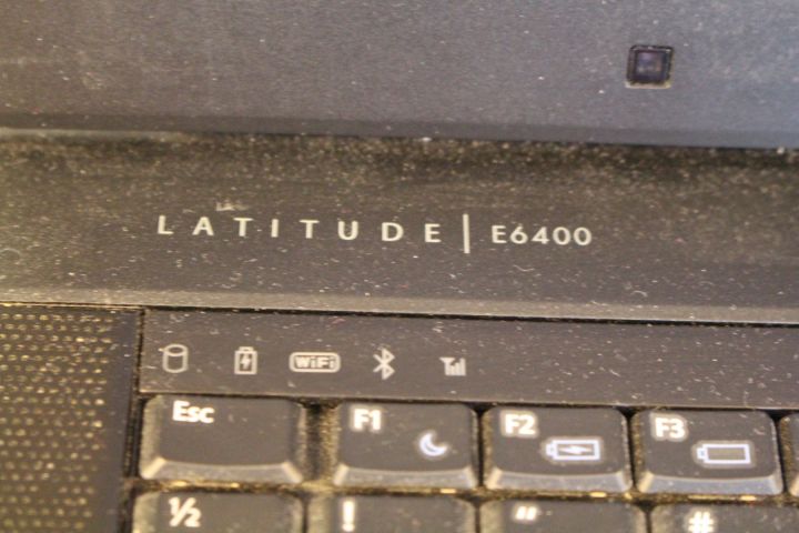 462607-5 Laptop Dell, Latitude E6400