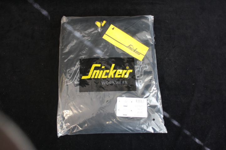 464697-1 Snickers college shirt 2pcs size S