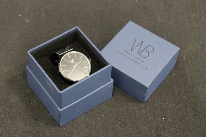 464940-6 4 wrist watches WB Watches