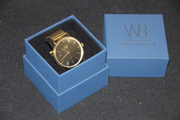 464940-8 4 wrist watches WB Watches