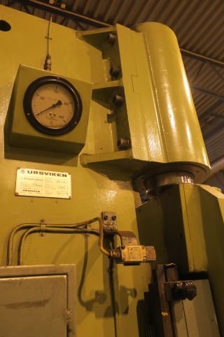 463731-11 Edge Press Ursviken KPD 200 3.1 / 2.55