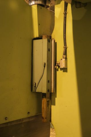 463731-18 Edge Press Ursviken KPD 200 3.1 / 2.55