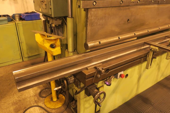 463731-22 Edge Press Ursviken KPD 200 3.1 / 2.55