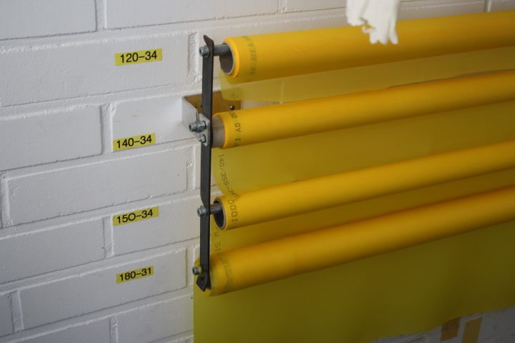 467205-6 Screen stretching machine, leftover silks, chemicals and hot air blower