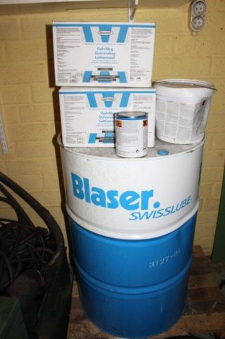 454661-22 CNC machine Victor VCenter-4 -89