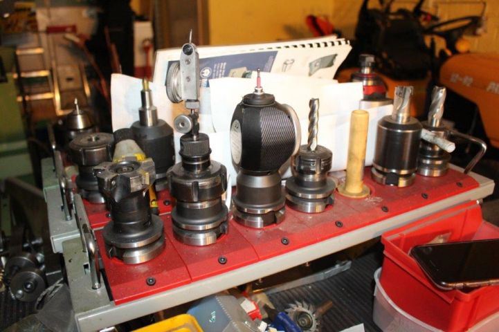 454661-25 CNC machine Victor VCenter-4 -89