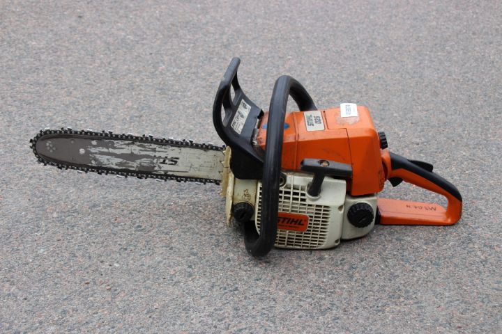 459874-3 Chainsaw Stihl 025