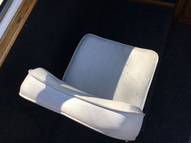 469995-18 Fletcher V8 21 foot with trailer