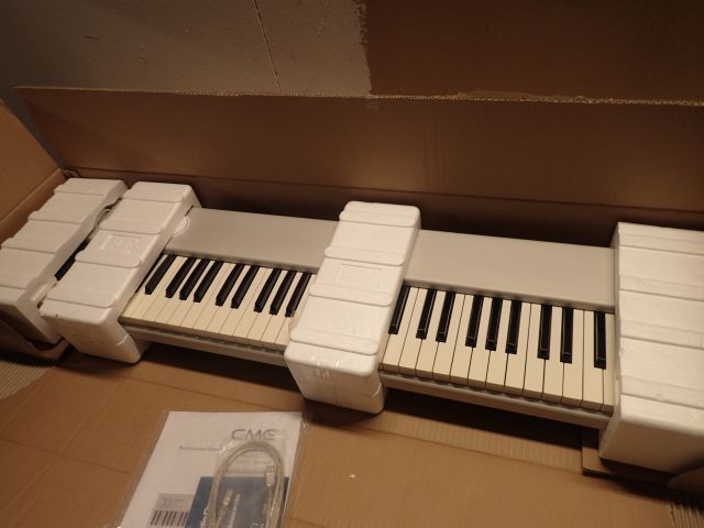 401144-3 NY Midikeyboard CMW Z-Key 76