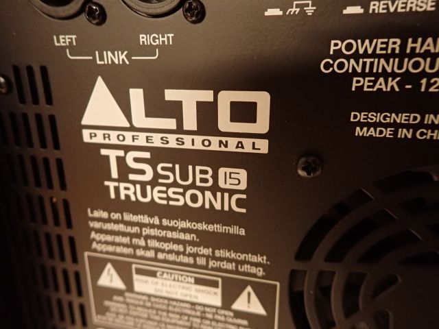 401186-7 Active subwoofer Alto TS 15