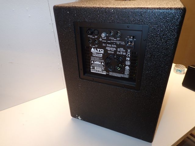 401186-8 Active subwoofer Alto TS 15