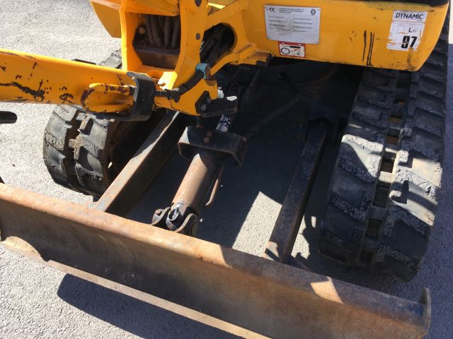 470535-28 Jcb 805 super 2.5 ton track excavator