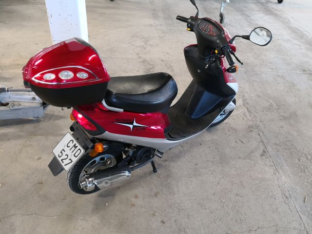 470554-3 Moped Sonik 49 cubic -09