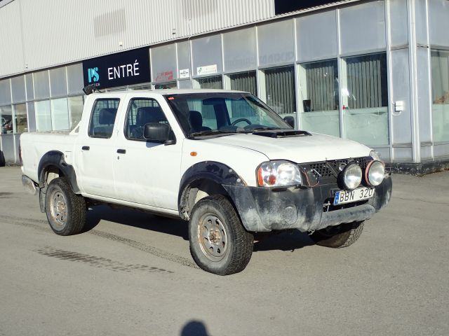 452961-1 NISSAN NP300 Reg: BBN320