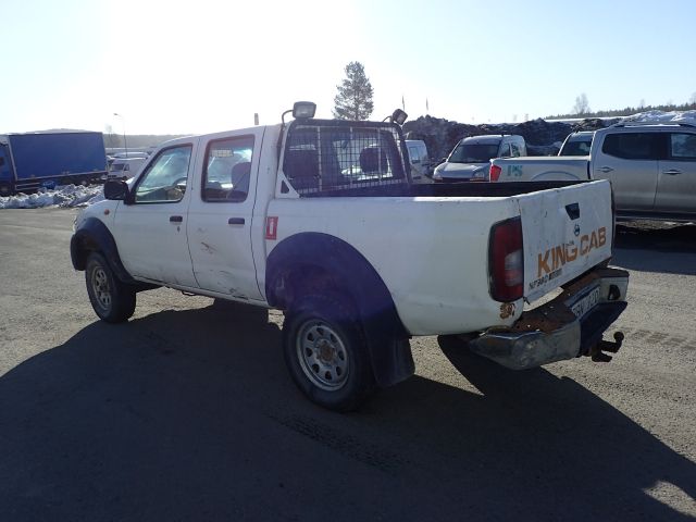 452961-5 NISSAN NP300 Reg: BBN320