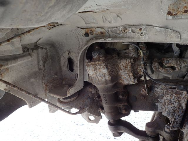 452961-28 NISSAN NP300 Reg: BBN320
