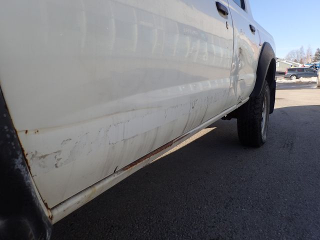 452961-32 NISSAN NP300 Reg: BBN320