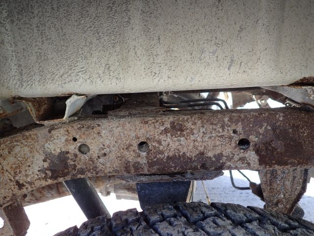 452961-36 NISSAN NP300 Reg: BBN320