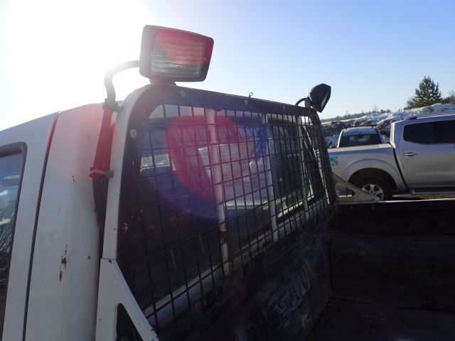 452961-38 NISSAN NP300 Reg: BBN320