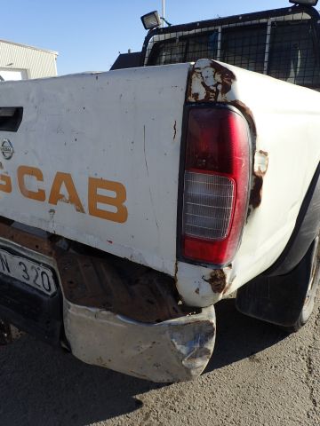452961-42 NISSAN NP300 Reg: BBN320
