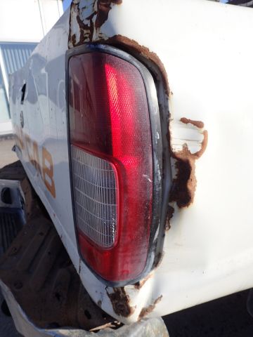 452961-44 NISSAN NP300 Reg: BBN320