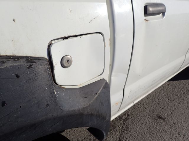 452961-52 NISSAN NP300 Reg: BBN320