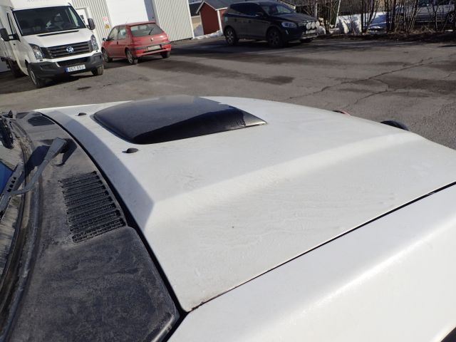 452961-60 NISSAN NP300 Reg: BBN320