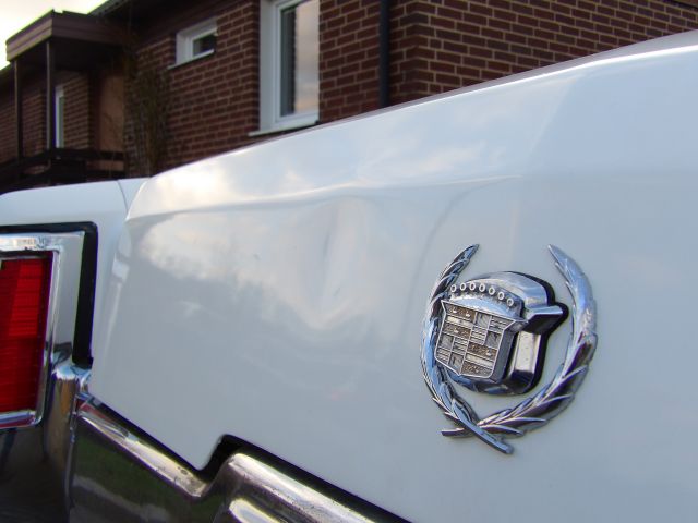 410302-16 Cadillac Eldorado cab, 8.2L from 1972