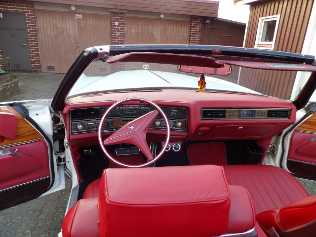 410302-23 Cadillac Eldorado cab, 8.2L from 1972