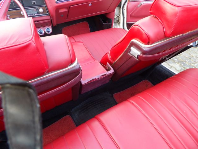 410302-24 Cadillac Eldorado cab, 8.2L from 1972