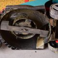 472279-10 Bosch battery lawn mower Rotak 37Li – with battery and charger, key is missing!