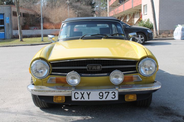 472608-4 Triumph TR6 Convertible -1974