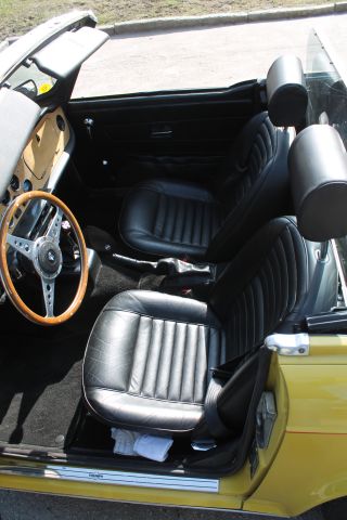 472608-23 Triumph TR6 Convertible -1974