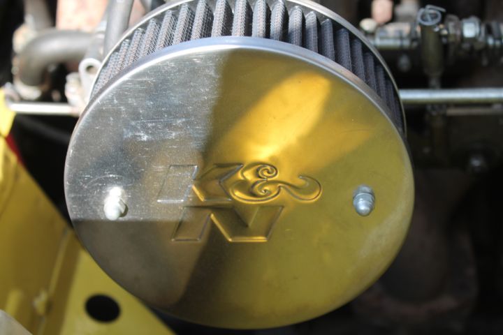 472608-29 Triumph TR6 Convertible -1974