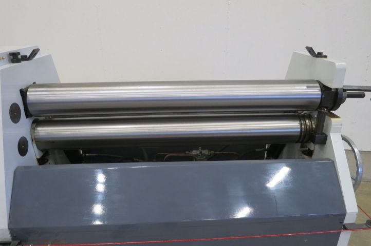 401800-3 Hydraulic roller HER 1300x6,5