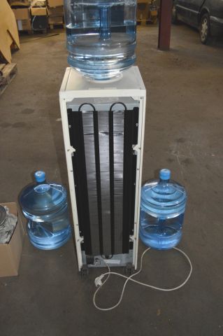 472941-5 Drinking Fountain, Nestle Waters