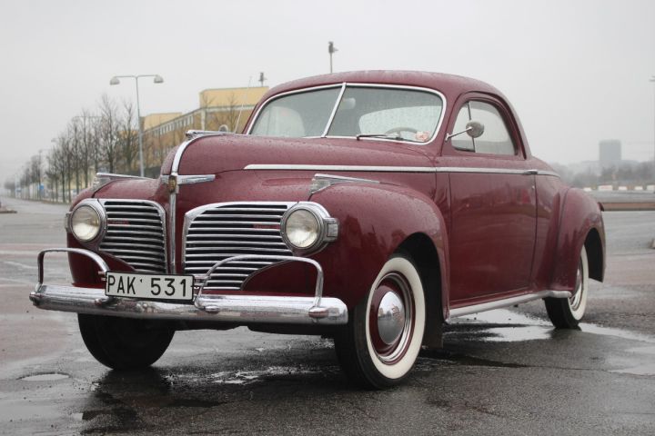 473530-1 Dodge Luxury Liner Coupé 3.6 -1941 (6757mil, 91hk)