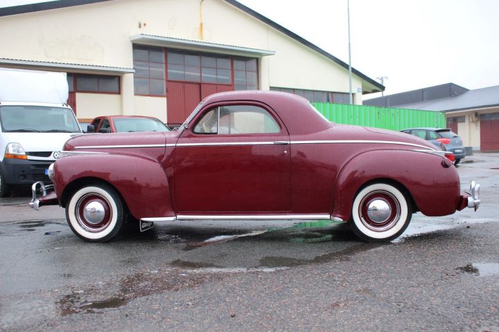 473530-8 Dodge Luxury Liner Coupé 3.6 -1941 (6757mil, 91hk)