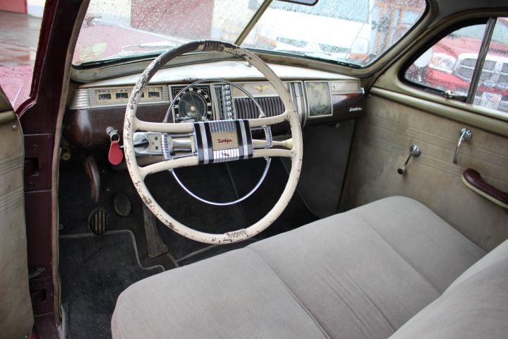 473530-19 Dodge Luxury Liner Coupé 3.6 -1941 (6757mil, 91hk)