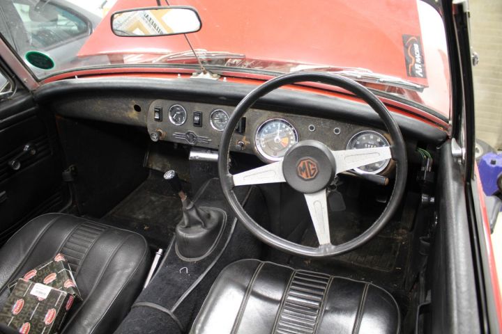 472656-14 MG Midget MK3 1275 RWA -1974